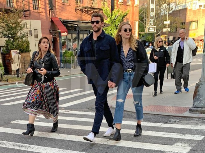 Vợ cũ Miley vừa có tình mới, Liam Hemsworth cũng kịp hẹn hò với mỹ nhân xinh đẹp sinh năm 1997? - Ảnh 1. Vợ cũ Miley vừa có tình mới, Liam Hemsworth cũng kịp hẹn hò với mỹ nhân xinh đẹp sinh năm 1997? - Ảnh 1.