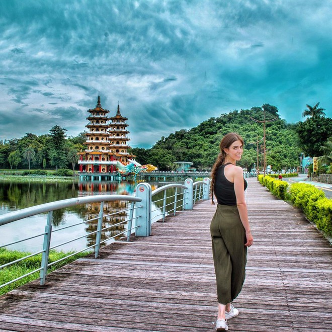 Ra đây mà xem ngôi chùa “rồng bay hổ múa” có thật ở Đài Loan, nhìn hình check-in trên Instagram mà choáng ngợp - Ảnh 19.