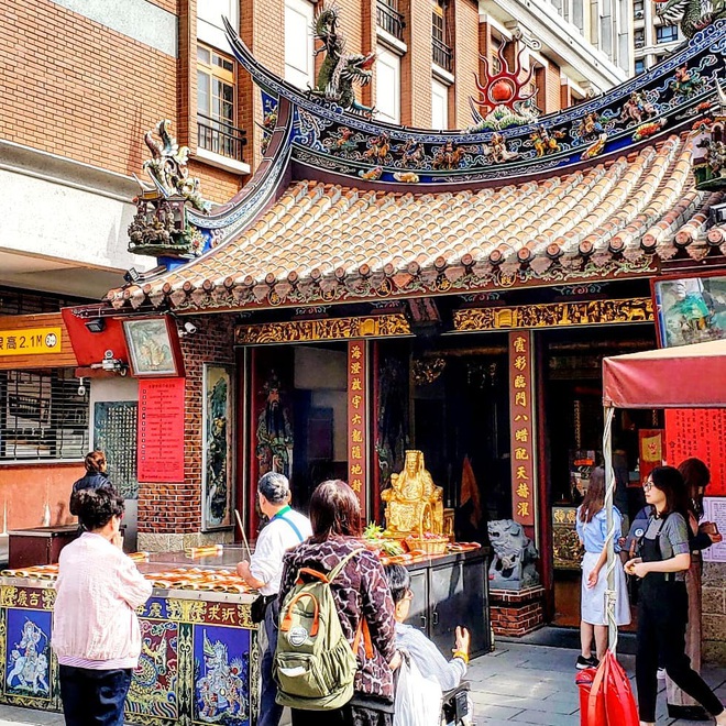 Du lịch Đài Loan đừng quên ghé thăm ngôi đền se duyên nổi tiếng để khi đi lẻ bóng, lúc về có đôi - Ảnh 7.