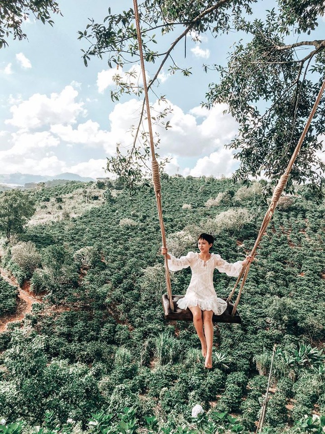 Đà Lạt lại xuất hiện góc sống ảo mới “sao chép” ý tưởng từ Bali, lên hình liệu “có cửa” so với bản gốc? - Ảnh 24.