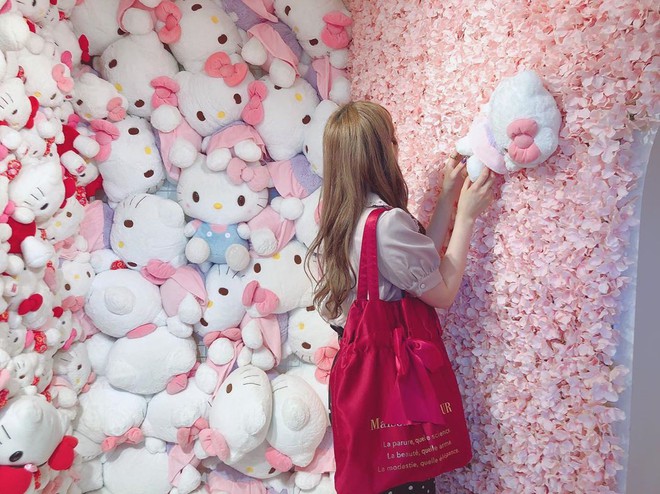 Phát sốt thiên đường Hello Kitty vừa lộ diện ở Nhật Bản, mỗi khi thấy chán đời tìm đến đây là vui lên ngay! - Ảnh 4.