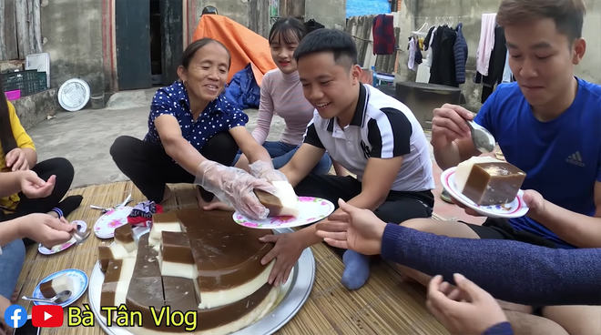 Tuyên bố làm thạch 7 tầng nhưng chỉ được 4 tầng, lần này Bà Tân Vlog còn mượn luôn hình trên mạng để làm thumbnail - Ảnh 10.