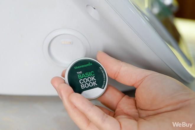 Ăn Tết kiểu rich kid - có hẳn robot nấu luôn cả mâm cỗ xôi gà, canh măng thịnh soạn - Ảnh 4. Ăn Tết kiểu rich kid - có hẳn robot nấu luôn cả mâm cỗ xôi gà, canh măng thịnh soạn - Ảnh 4.