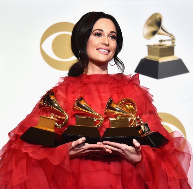 Nhìn lại Grammy 2019: Bầu trời drama, bàn tiệc âm nhạc đẳng cấp và giải thưởng làm cả làng đều vui - Ảnh 13.