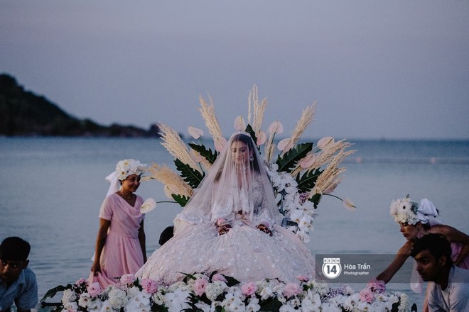 Chùm ảnh: Những khoảnh khắc ấn tượng nhất trong hôn lễ chính thức của cặp đôi tỷ phú Ấn Độ bên bờ biển Phú Quốc - Ảnh 12.