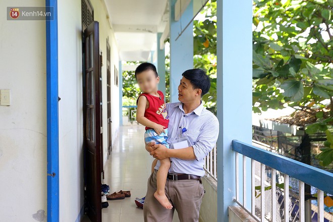 Người thầy 11 năm gieo chữ, mang lại nụ cười cho trẻ khiếm khuyết và tự kỷ ở Đà Nẵng - Ảnh 3.