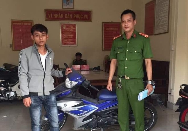 Thanh niên bất ngờ được công an gọi lên trả xe máy sau 2 năm bị mất trộm - Ảnh 1. Thanh niên bất ngờ được công an gọi lên trả xe máy sau 2 năm bị mất trộm - Ảnh 1.