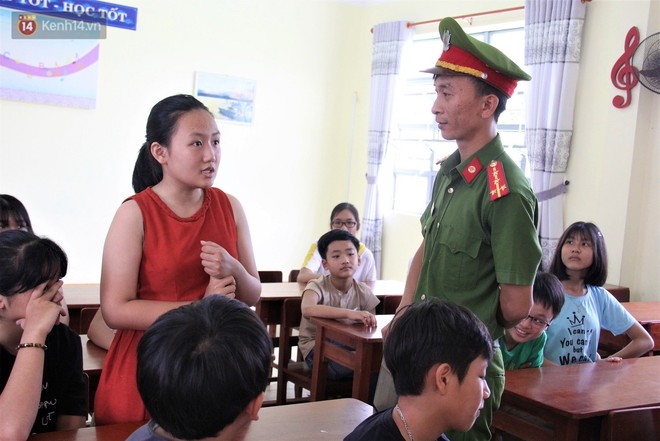 Chuyện của má Loan - Cô hiệu phó mở lớp dạy chống xâm hại tình dục miễn phí vào mỗi sáng Chủ nhật ở Đà Nẵng - Ảnh 7.
