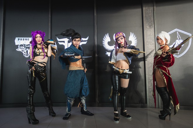 Ngắm nhìn dàn cosplay xinh đẹp làm nóng không khí trước thềm giải đấu MSI 2019 - Ảnh 2.