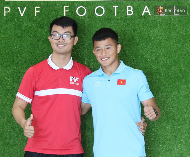 Dàn tuyển thủ U22 Việt Nam bảnh bao trong ngày tập trung chuẩn bị cho SEA Games 30 - Ảnh 6. Dàn tuyển thủ U22 Việt Nam bảnh bao trong ngày tập trung chuẩn bị cho SEA Games 30 - Ảnh 6.