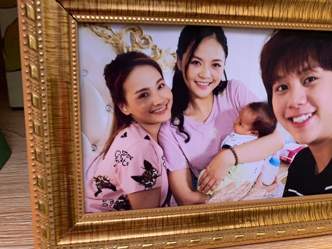 Dương tomboyloichoi đăng loạt ảnh hậu trường cực độc, viết lời xúc động trước khi kết thúc Về nhà đi con - Ảnh 8. Dương tomboyloichoi đăng loạt ảnh hậu trường cực độc, viết lời xúc động trước khi kết thúc Về nhà đi con - Ảnh 8.