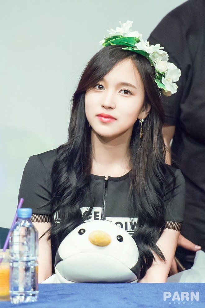 Bảng xếp hạng nữ idol hot nhất tháng 8: Nữ idol tân binh đã “đạp đổ” Jennie để lên ngôi vương, top 5 gây tranh cãi vì thứ hạng - Ảnh 10. Bảng xếp hạng nữ idol hot nhất tháng 8: Nữ idol tân binh đã “đạp đổ” Jennie để lên ngôi vương, top 5 gây tranh cãi vì thứ hạng - Ảnh 10.