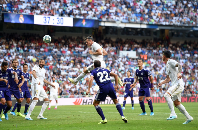 Benzema lập siêu phẩm, Real Madrid vẫn đánh rơi chiến thắng ở phút cuối - Ảnh 5. Benzema lập siêu phẩm, Real Madrid vẫn đánh rơi chiến thắng ở phút cuối - Ảnh 5.