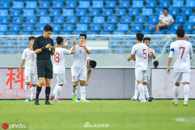 Tiến Linh lập cú đúp, U22 Việt Nam hạ gục U22 Trung Quốc 2-0 ngay trên sân khách - Ảnh 2.