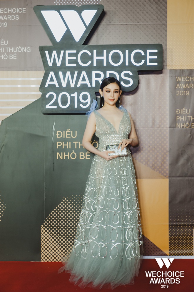 Dàn hot girl, hot boy đổ xô tới Gala WeChoice Awards 2019: Cả một bầu trời nhan sắc hội tụ! - Ảnh 16.