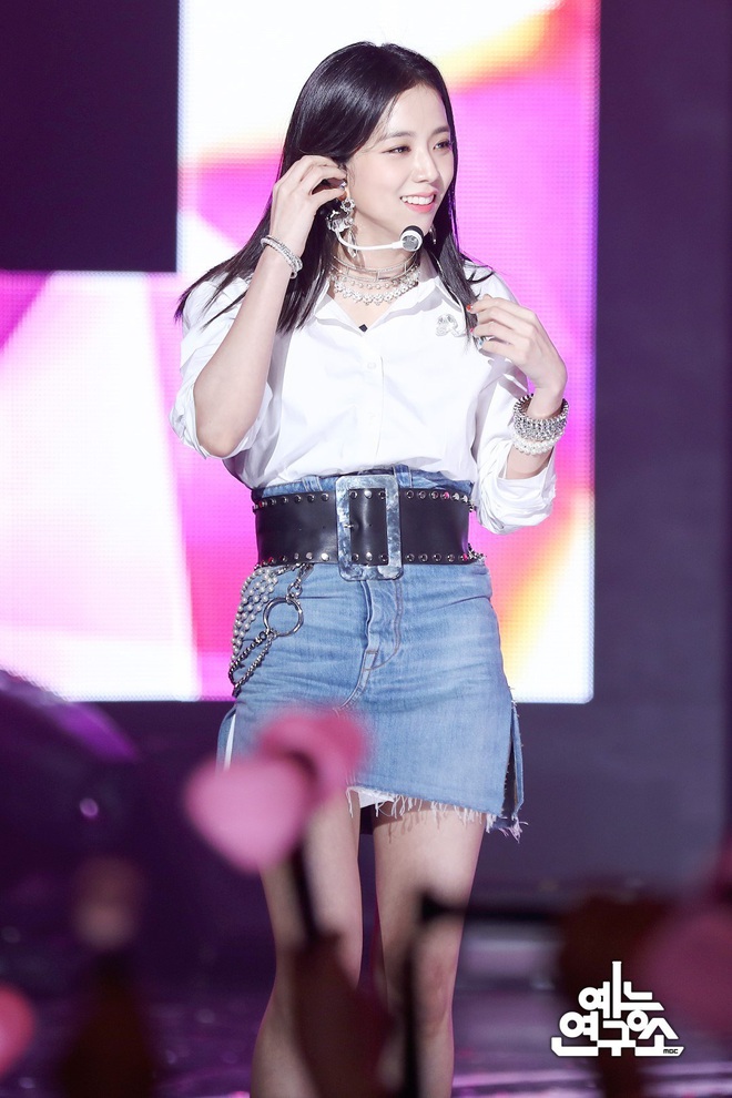 Đạo diễn phim tài liệu bóc tính cách thật của BLACKPINK: Jennie tưởng vậy mà không phải vậy, Jisoo có an tĩnh như vẻ ngoài? - Ảnh 6. Đạo diễn phim tài liệu bóc tính cách thật của BLACKPINK: Jennie tưởng vậy mà không phải vậy, Jisoo có an tĩnh như vẻ ngoài? - Ảnh 6.