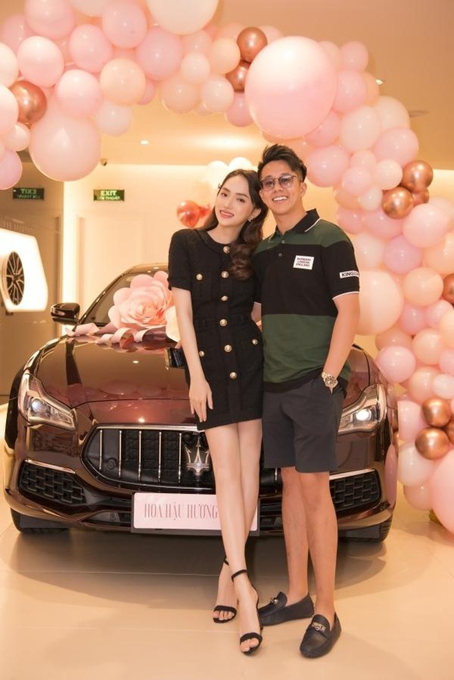 Hương Giang lái siêu xe Matt Liu tặng đến workshop cuộc thi sắc đẹp cho mỹ nhân chuyển giới, giật trọn spotlight với khí chất sang chảnh - Ảnh 6. Hương Giang lái siêu xe Matt Liu tặng đến workshop cuộc thi sắc đẹp cho mỹ nhân chuyển giới, giật trọn spotlight với khí chất sang chảnh - Ảnh 6.