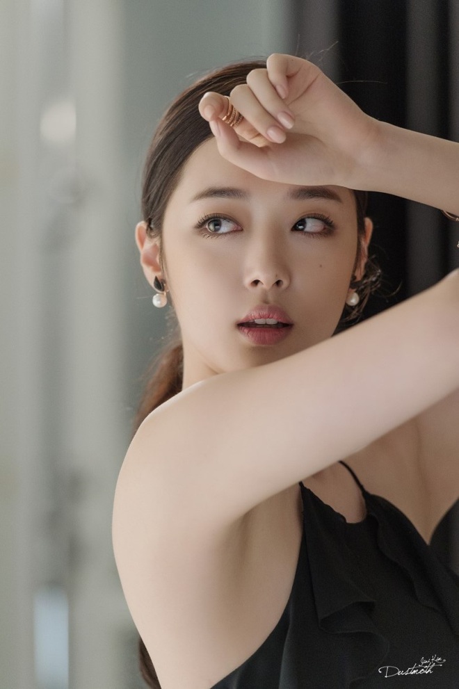 Chuyện gì xảy ra vào năm 1994, dàn cực phẩm từ idol đến diễn viên nữ đều ra đời: Sulli và tiểu tam Han So Hee đúng là báu vật! - Ảnh 15. Chuyện gì xảy ra vào năm 1994, dàn cực phẩm từ idol đến diễn viên nữ đều ra đời: Sulli và tiểu tam Han So Hee đúng là báu vật! - Ảnh 15.
