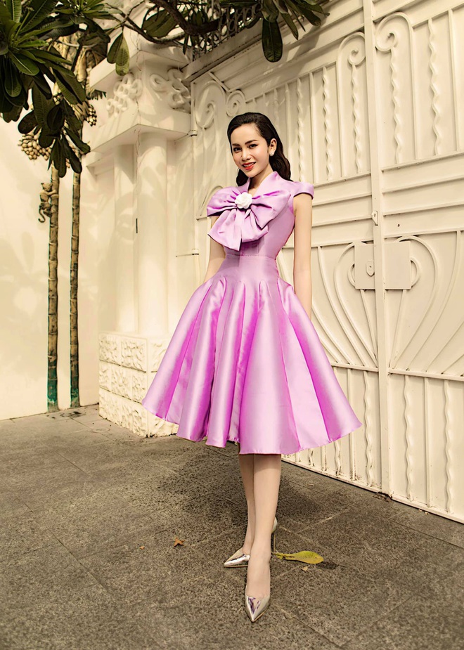 Lương Mỹ Kỳ đọ dáng cùng dàn thí sinh Đại Sứ Hoàn Mỹ: Chiều cao hạn chế nhưng nhan sắc có bị lép vế? - Ảnh 1. Lương Mỹ Kỳ đọ dáng cùng dàn thí sinh Đại Sứ Hoàn Mỹ: Chiều cao hạn chế nhưng nhan sắc có bị lép vế? - Ảnh 1.