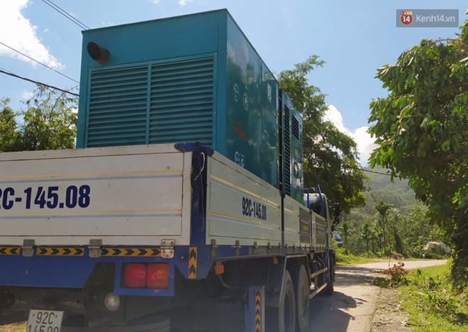 Vụ sạt lở làm hơn 50 người bị vùi lấp ở Quảng Nam: Cả nhà Bí thư xã Trà Leng hiện đang mất tích, đã tìm thấy 16 thi thể - Ảnh 3.