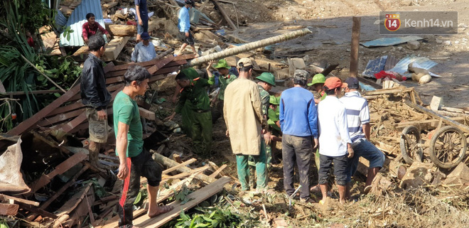 Phép màu trong vụ sạt lở đất ở Trà Leng: Đã cứu sống được 33 người, tiếp tục tìm kiếm 13 nạn nhân mất tích - Ảnh 4.