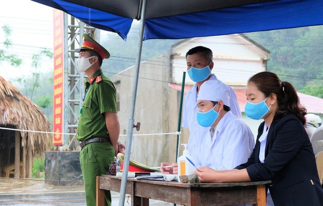 Dịch Covid-19 ngày 17/4: Tròn 24h Việt Nam không có thêm ca mắc mới, tổng số bệnh nhân nhiễm vẫn là 268 - Ảnh 1.