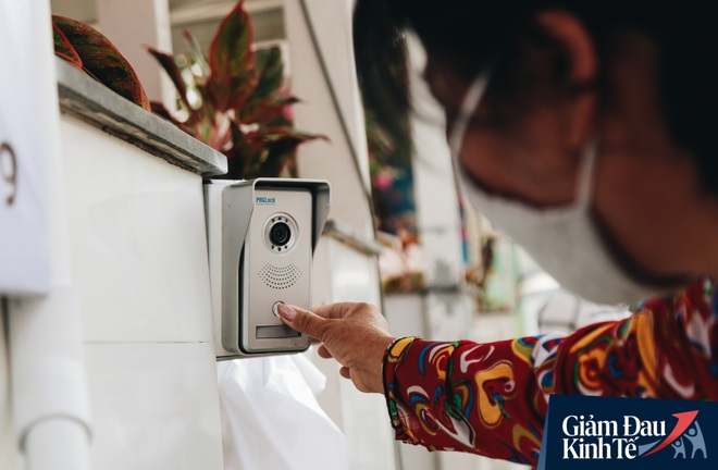 Máy ATM nhả ra gạo miễn phí cho người nghèo giữa thời dịch ở Sài Gòn, đảm bảo không một ai bị bỏ lại phía sau - Ảnh 6. Máy ATM nhả ra gạo miễn phí cho người nghèo giữa thời dịch ở Sài Gòn, đảm bảo không một ai bị bỏ lại phía sau - Ảnh 6.