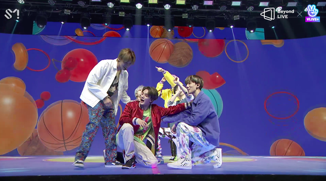 NCT Dream mang đến loạt sân khấu đa sắc màu cùng thử thách thần giao cách cảm; lập lời hứa sẽ đồng hành cùng fan thêm 50 năm nữa tại concert online - Ảnh 29.