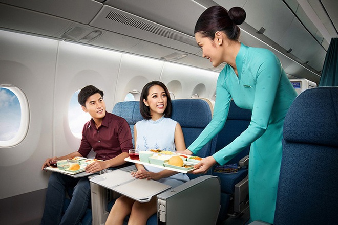Vietnam Airlines đã khôi phục hoàn toàn số chuyến bay nội địa sau dịch Covid-19, giới trẻ háo hức rủ nhau lên kế hoạch đi du lịch xa hè này - Ảnh 3. Vietnam Airlines đã khôi phục hoàn toàn số chuyến bay nội địa sau dịch Covid-19, giới trẻ háo hức rủ nhau lên kế hoạch đi du lịch xa hè này - Ảnh 3.
