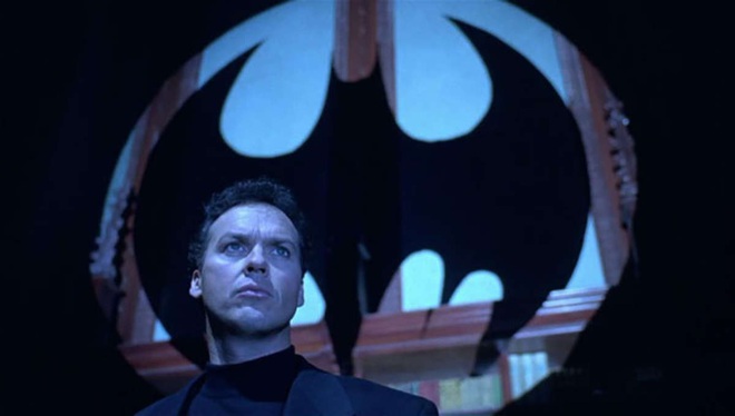 Mặc kệ Robert Pattinson, DC vẫn tuyển Batman mới không khác gì Nick Fury của Marvel - Ảnh 7.