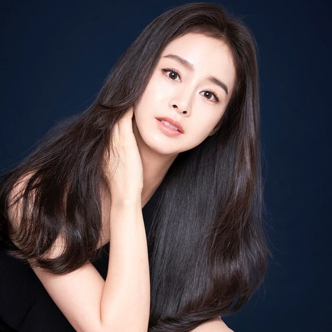 Một mình Kim Tae Hee đứng giữa 3 tin chấn động Kbiz trên top Naver, tất cả chỉ nhờ... 4 bức ảnh đẹp xuất thần - Ảnh 5.