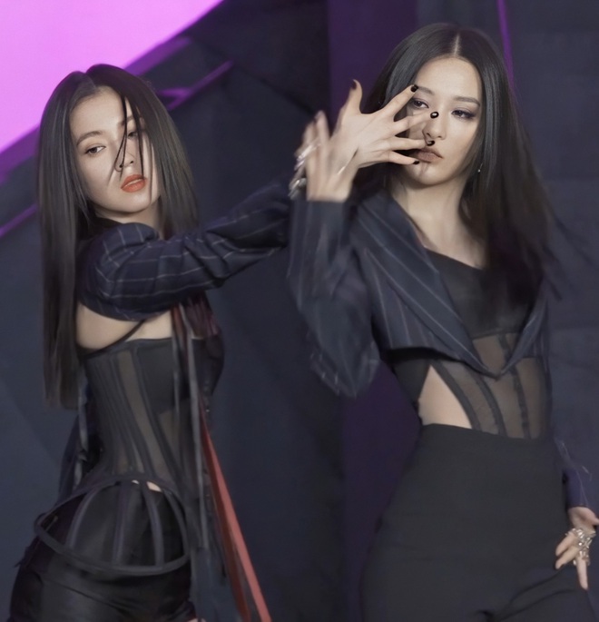 Seulgi sexy lấn át cả chị đẹp Irene nhờ mặc bodysuit, ai theo style gợi cảm kiểu gì cũng nên sắm item này - Ảnh 5.