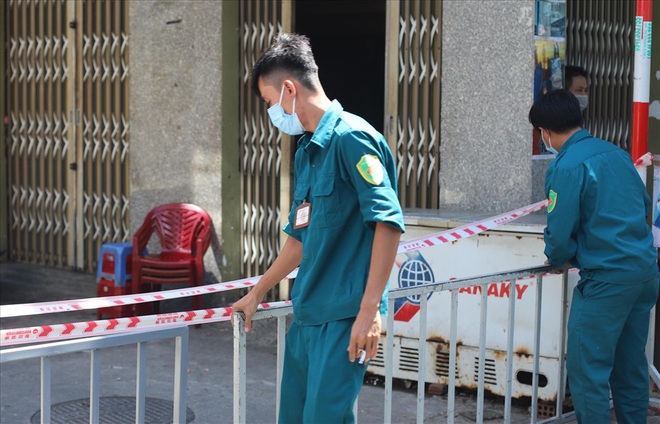Dịch Covid-19 ngày 11/8: Đà Nẵng tiếp tục cách ly xã hội không xác định thời hạn, mỗi gia đình chỉ được đi chợ 3 ngày 1 lần - Ảnh 1. Dịch Covid-19 ngày 11/8: Đà Nẵng tiếp tục cách ly xã hội không xác định thời hạn, mỗi gia đình chỉ được đi chợ 3 ngày 1 lần - Ảnh 1.