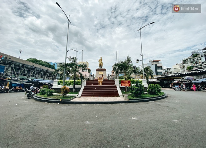 Cận cảnh con đường sẽ được cải tạo thành phố đi bộ thứ 3 ở Sài Gòn với chiều dài 100 mét - Ảnh 2.