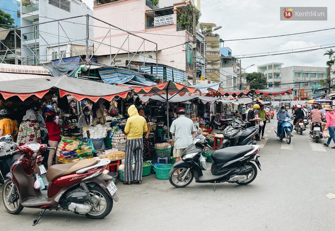 Cận cảnh con đường sẽ được cải tạo thành phố đi bộ thứ 3 ở Sài Gòn với chiều dài 100 mét - Ảnh 13.