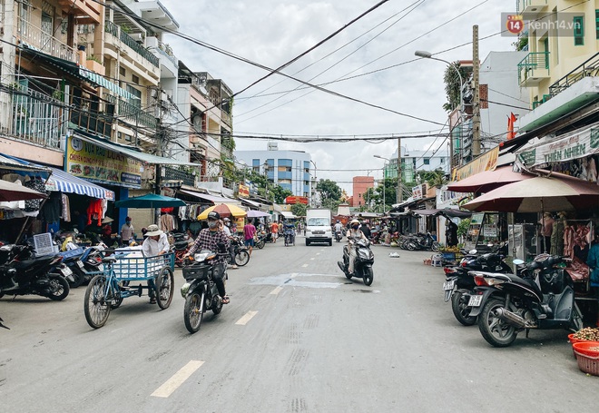 Cận cảnh con đường sẽ được cải tạo thành phố đi bộ thứ 3 ở Sài Gòn với chiều dài 100 mét - Ảnh 14.