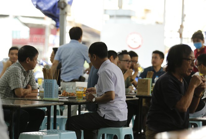 Dịch Covid-19 ngày 19/8: Buổi sáng không có thêm ca nhiễm mới; Đang có 100 ca âm tính từ 1-3 lần - Ảnh 1. Dịch Covid-19 ngày 19/8: Buổi sáng không có thêm ca nhiễm mới; Đang có 100 ca âm tính từ 1-3 lần - Ảnh 1.