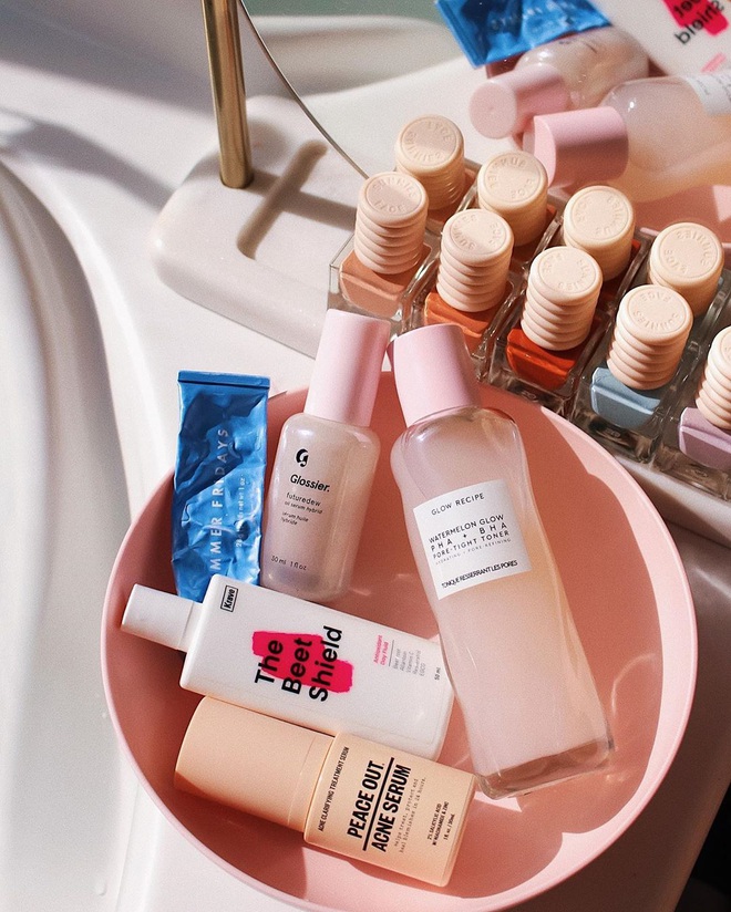 Nếu đồ skincare dính 5 dấu hiệu sau thì bạn chớ dại mà mua, nếu không da sẽ xuống dốc không phanh - Ảnh 2. Nếu đồ skincare dính 5 dấu hiệu sau thì bạn chớ dại mà mua, nếu không da sẽ xuống dốc không phanh - Ảnh 2.