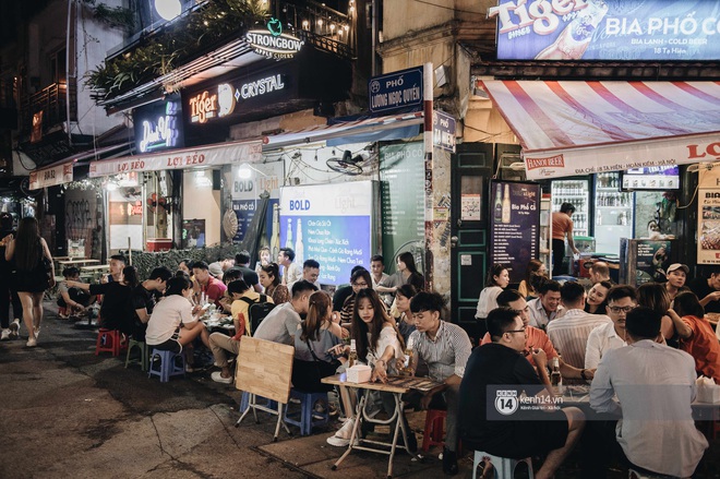Tạ Hiện trở lại ngày Hà Nội trở lạnh: Người đông nghịt không có chỗ nhích chân! - Ảnh 8. Tạ Hiện trở lại ngày Hà Nội trở lạnh: Người đông nghịt không có chỗ nhích chân! - Ảnh 8.
