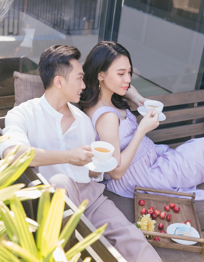 Vợ chồng Cường Đô La trốn con hẹn hò cuối tuần, nhan sắc của mẹ bỉm Đàm Thu Trang gây chú ý - Ảnh 5. Vợ chồng Cường Đô La trốn con hẹn hò cuối tuần, nhan sắc của mẹ bỉm Đàm Thu Trang gây chú ý - Ảnh 5.