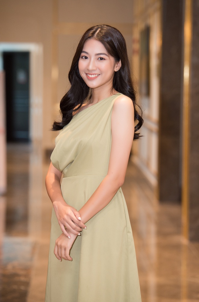 Dàn thí sinh đổ bộ sơ khảo miền Bắc Hoa hậu Việt Nam 2020: Bản sao Châu Bùi nổi bần bật, thí sinh diện váy bánh bèo gây chú ý - Ảnh 5. Dàn thí sinh đổ bộ sơ khảo miền Bắc Hoa hậu Việt Nam 2020: Bản sao Châu Bùi nổi bần bật, thí sinh diện váy bánh bèo gây chú ý - Ảnh 5.