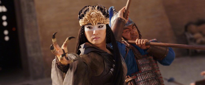 Phù thuỷ Mulan Củng Lợi: Tiểu tam phá nát gia đình Trương Nghệ Mưu, hôn nhân lỡ dở với tỷ phú thành chị đại phương Tây kính nể - Ảnh 2. Phù thuỷ Mulan Củng Lợi: Tiểu tam phá nát gia đình Trương Nghệ Mưu, hôn nhân lỡ dở với tỷ phú thành chị đại phương Tây kính nể - Ảnh 2.