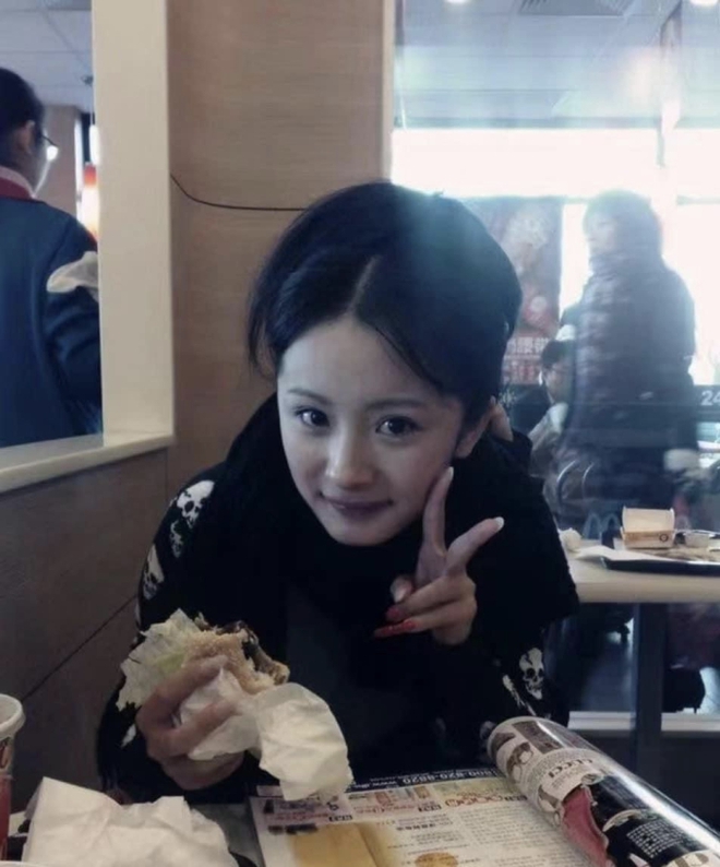 Lo T Nh M Nh N Cbiz Th I M I Ra M T B Ng Hot Tr L I Nhan S C C C N Lung Linh