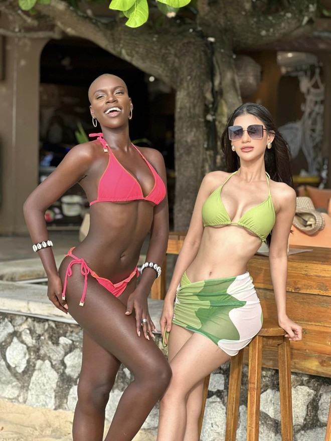 Lê Hoàng Phương và Hoa hậu Hòa bình diện bikini trên biển Thái Lan