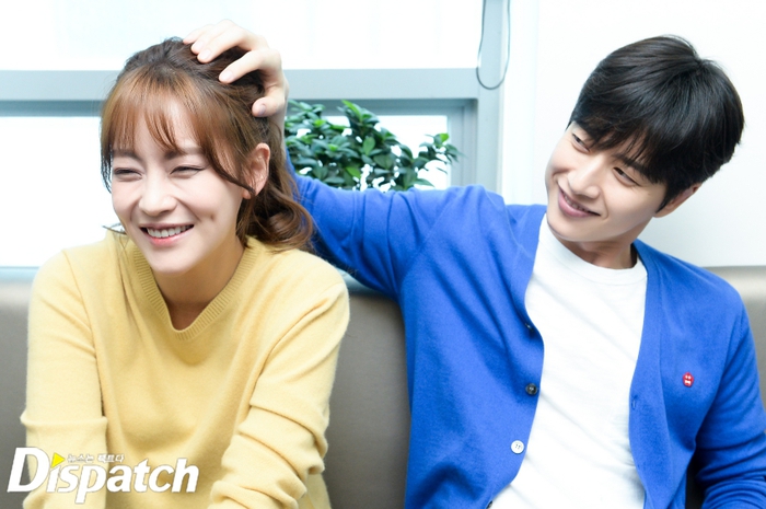 Cheese in the Trap: Hong Seol mới của Park Hae Jin ăn đứt Hong Seol cũ? - Ảnh 4.