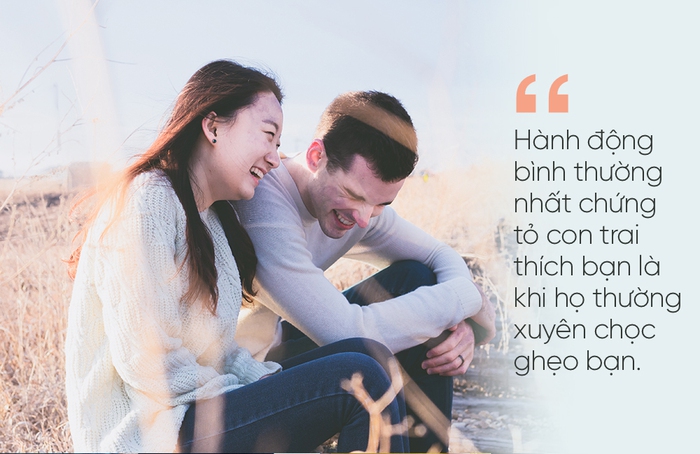 9 dấu hiệu chàng rất thích bạn nhưng không dám nói ra - Ảnh 2. 9 dấu hiệu chàng rất thích bạn nhưng không dám nói ra - Ảnh 2.