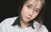 Nữ sinh Sài Gòn bị đồn phẫu thuật thẩm mỹ để giống IU, thường xuyên bị tán tỉnh dù đã có người yêu