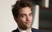 Kristen hẹn hò đồng giới, Robert Pattinson cũng bất ngờ thừa nhận là gay?
