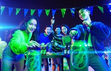 Phá cách thời trang Hè Thu 2018 cùng Châu Bùi – Decao và loạt sao Việt