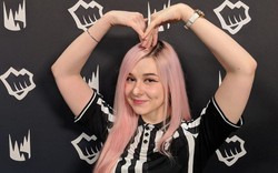 Ngẩn ngơ trước nhan sắc thiên thần của Yuli - Nữ trọng tài hot nhất LEC, fan cuồng Black Pink Ngẩn ngơ trước nhan sắc thiên thần của Yuli - Nữ trọng tài hot nhất LEC, fan cuồng Black Pink